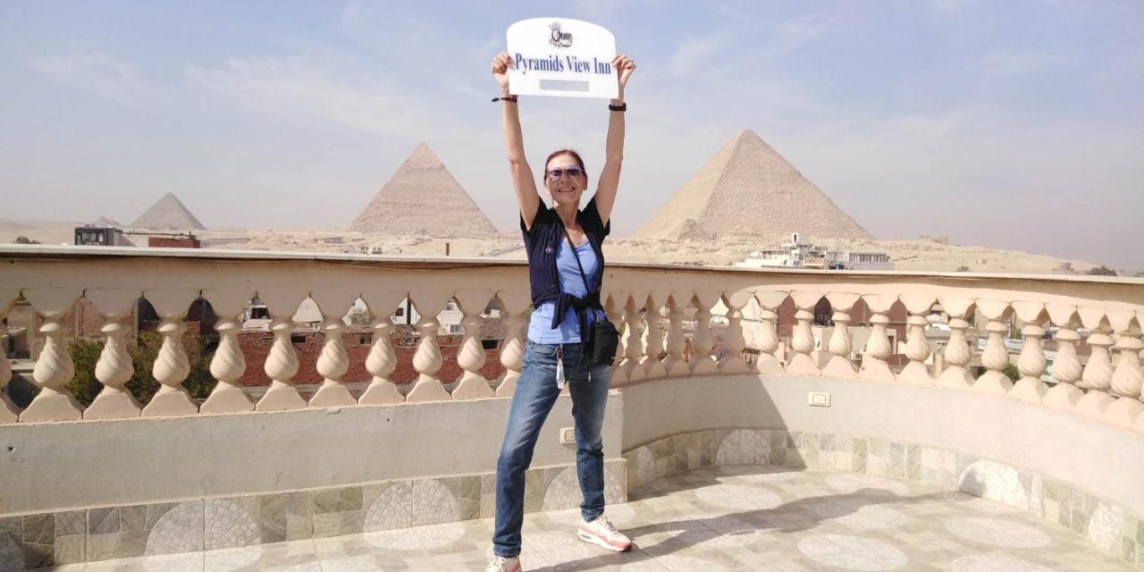 Queen Pyramids View Inn Kafret el-Gabal Eksteriør bilde